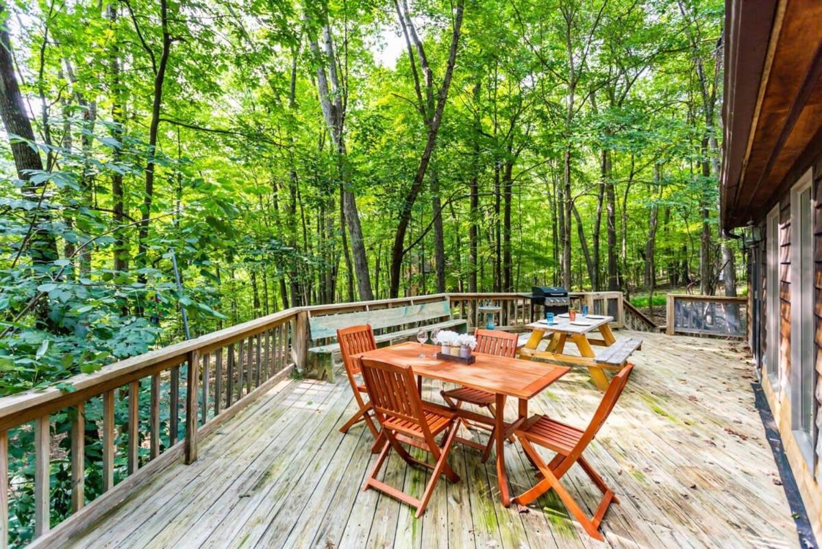 Huge Cabin W Hot Tub, Deck, Grill, Fire Pit, Wifi Berkeley Springs Exterior foto